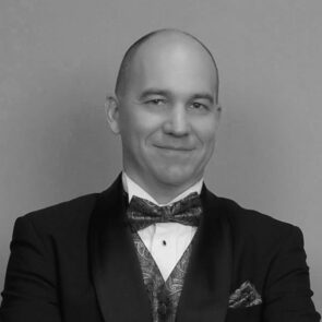 Dave Reich Headshot