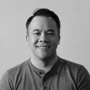 Paul Dinh Headshot